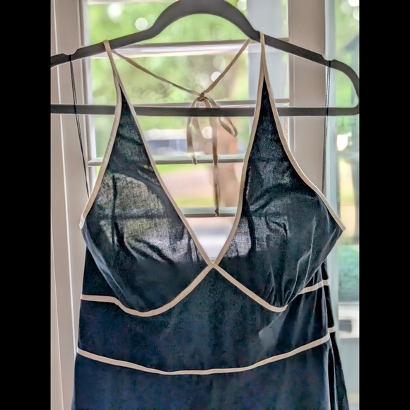 Black Floral Midi Dress - Picture 2 of 8